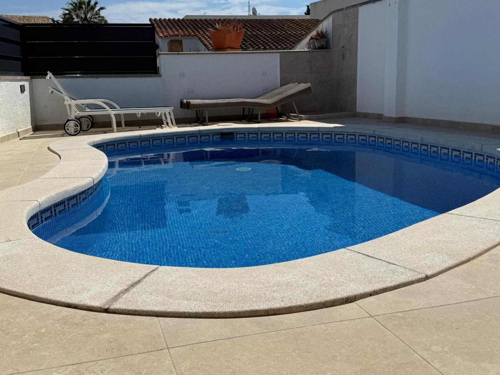 Raquel Koky Villa Empuriabrava Exteriör bild