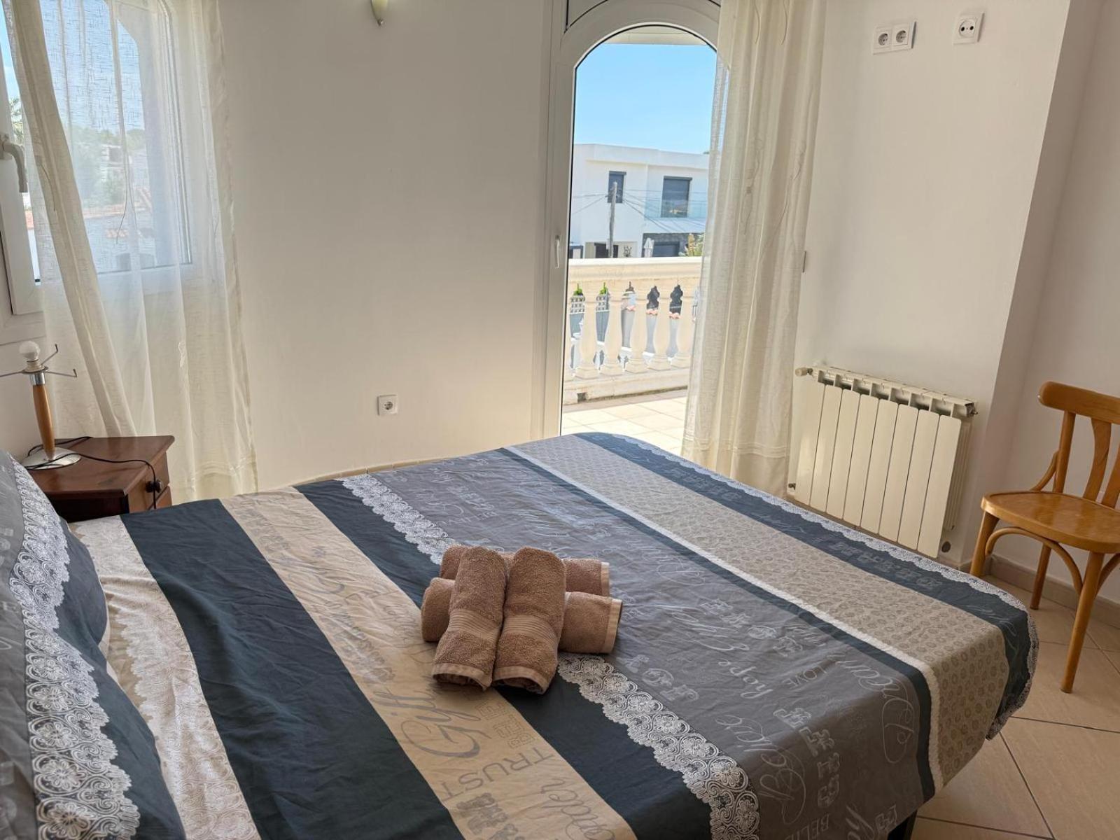 Raquel Koky Villa Empuriabrava Exteriör bild
