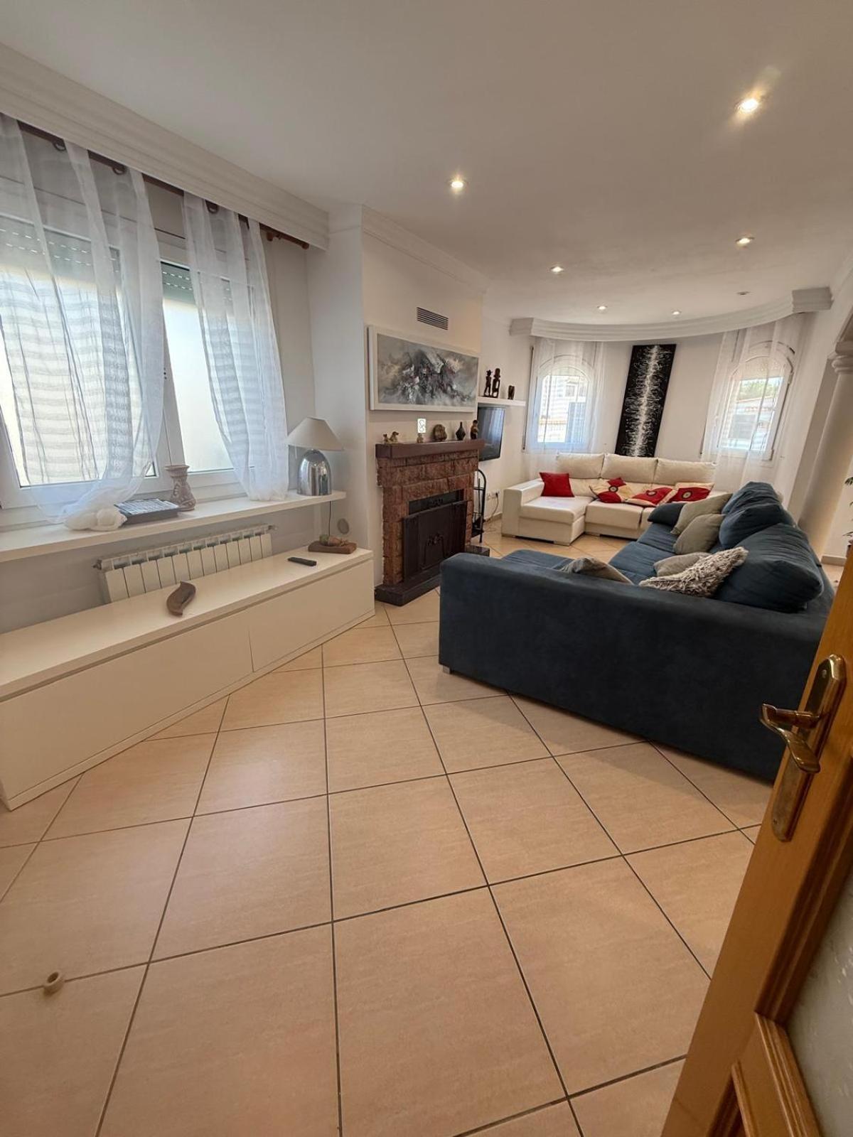 Raquel Koky Villa Empuriabrava Exteriör bild